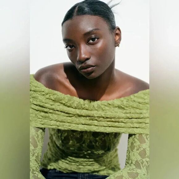 ZARA OFF THE SHOULDER LACE TOP - Picture 5 of 9